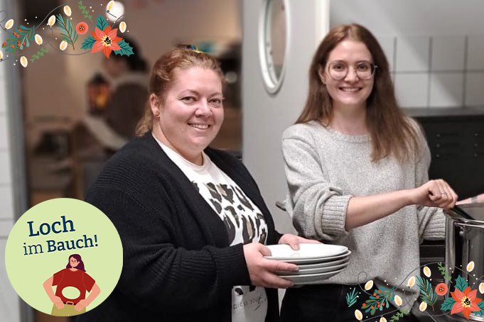 Zwei Mitarbeiterinnen der KJA LRO kochen im Jugendzentrum Megafon zusammen mit Jugendlichen (c) KJA LRO