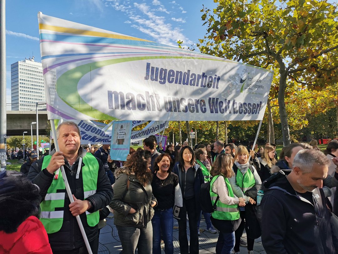 DEMO NRW Sozial Katholische Jugendagentur (c) KJA LRO